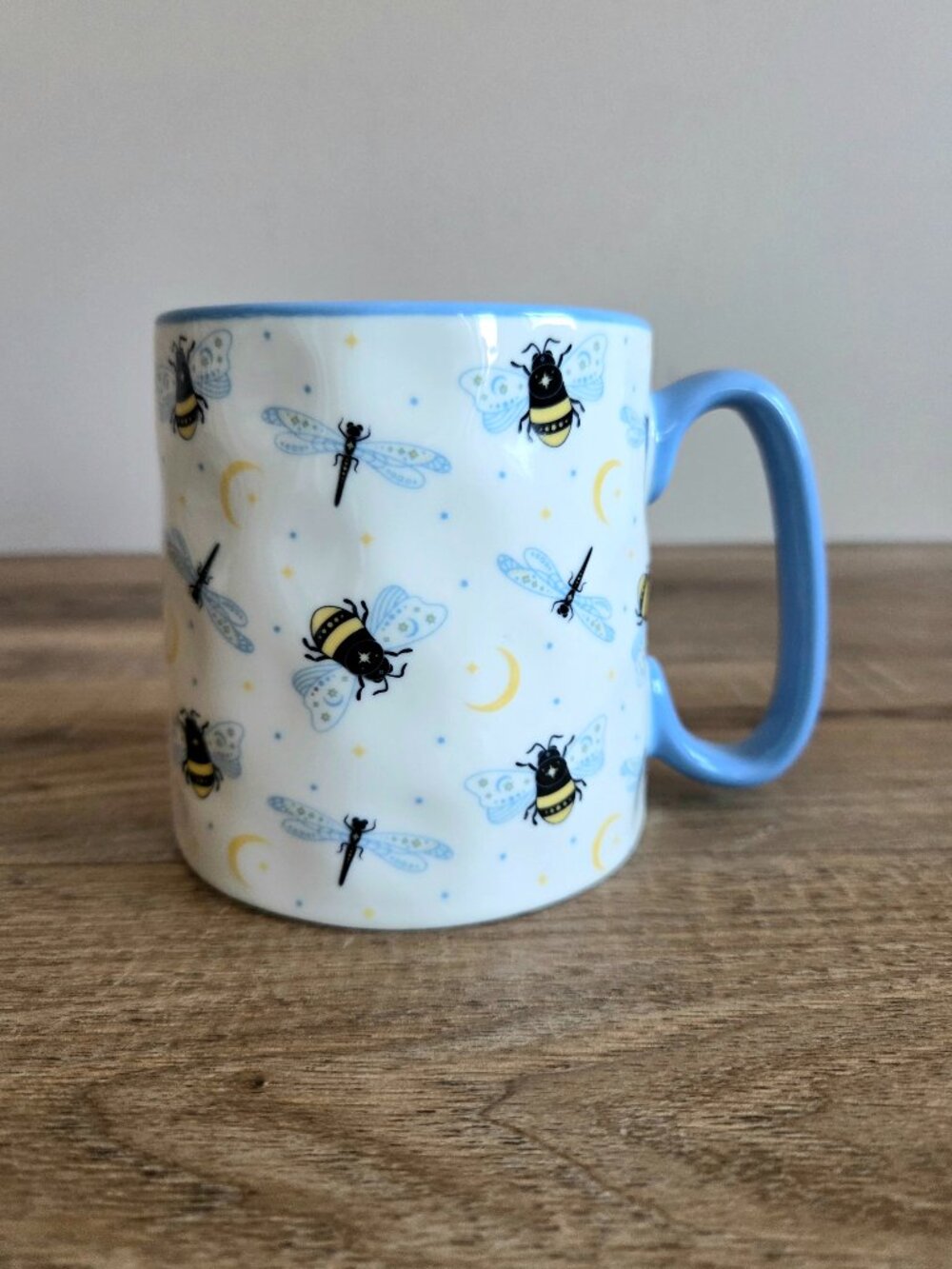 10 Strawberry Street Large Mug with Dragonflies and Bees.